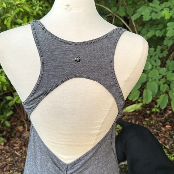 Lululemon “Go for it” open back dress, size medium - Picture 9 of 9